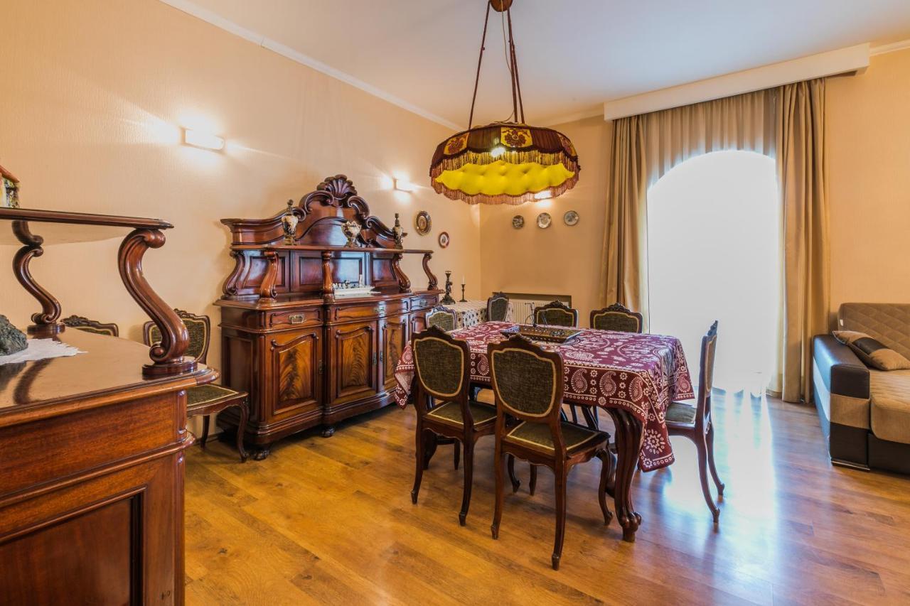 Apartment At 12 Baratashvili Street Tbilisi Exterior photo
